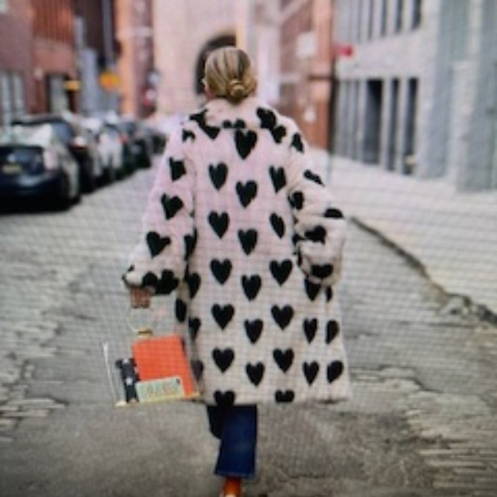 Lux Heart Faux Fur Coat, Large, A Must have- Toka Hair ( faux very fluffy)